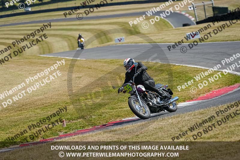 cadwell park;cadwell park photographs;cadwell trackday photographs;enduro digital images;event digital images;eventdigitalimages;peter wileman photography;racing digital images;trackday digital images;trackday photos